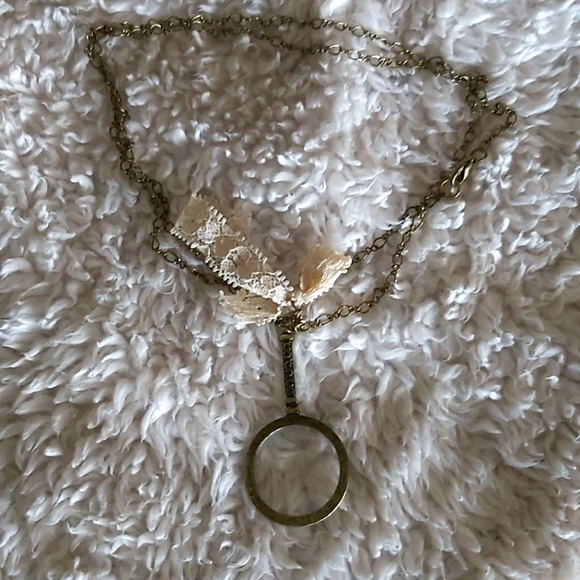 3/$30 Functional Magnifying Glass Necklace - Picture 4 of 5